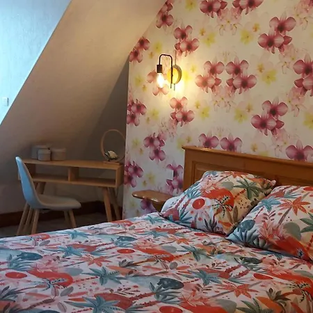 Au Moulin Des Templiers Homestay *